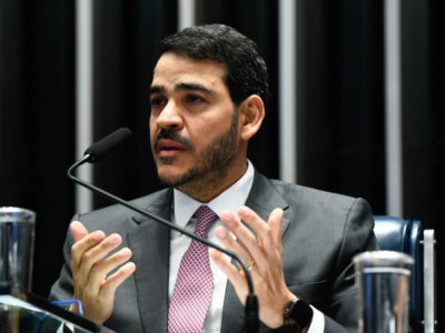 Jorge Messias é sabatinado no Senado para STF