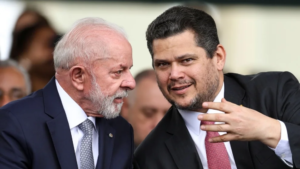 Alcolumbre busca Lula e aceno após derrota de Messias