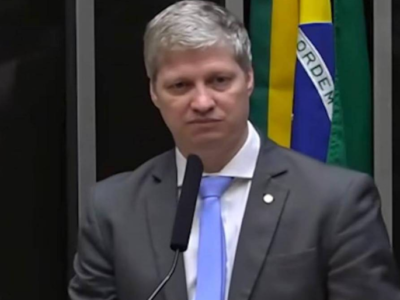 Deputado do Novo pede processo contra general por intimidação