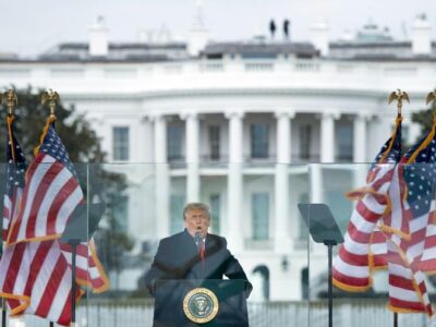 Governo Trump usa tiroteio para justificar salão de baile