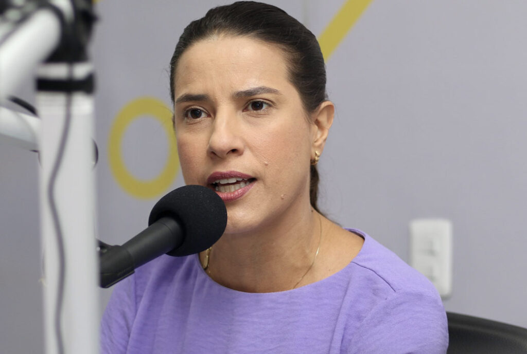 Raquel Lyra vira disputa e lidera em Pernambuco