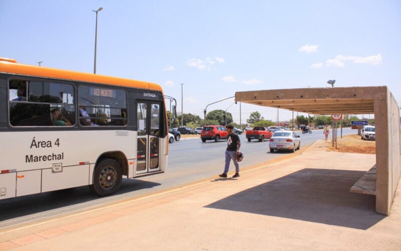 Roubos em ônibus do DF caem 52% com tecnologia e pagamento digital