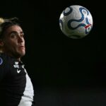 Vasco 0x3 Bragantino: torcida xinga e atinge Renato Gaúcho com copos