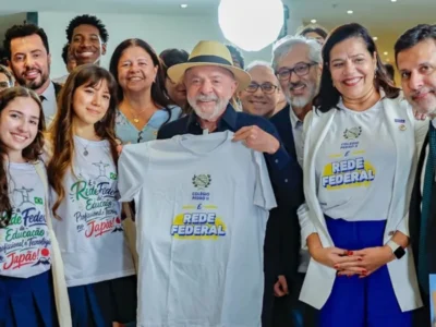 Lula premia 682 medalhistas de ouro da Obmep no Rio