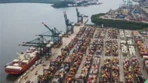 Alta nas exportações reduz déficit da conta corrente do Brasil