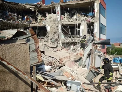 Terremoto de 4,7 na Itália deixa oito feridos e causa danos