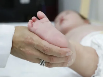 Teste do pezinho: atraso na ampliação dificulta tratamento da AME