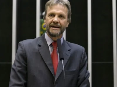 Líder do PT na Câmara, Pedro Uczai sofre AVC e está internado