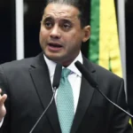 PF aponta ligações entre senador e ministro do STJ