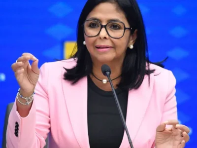 Venezuela liberta 131 presos políticos após diálogo
