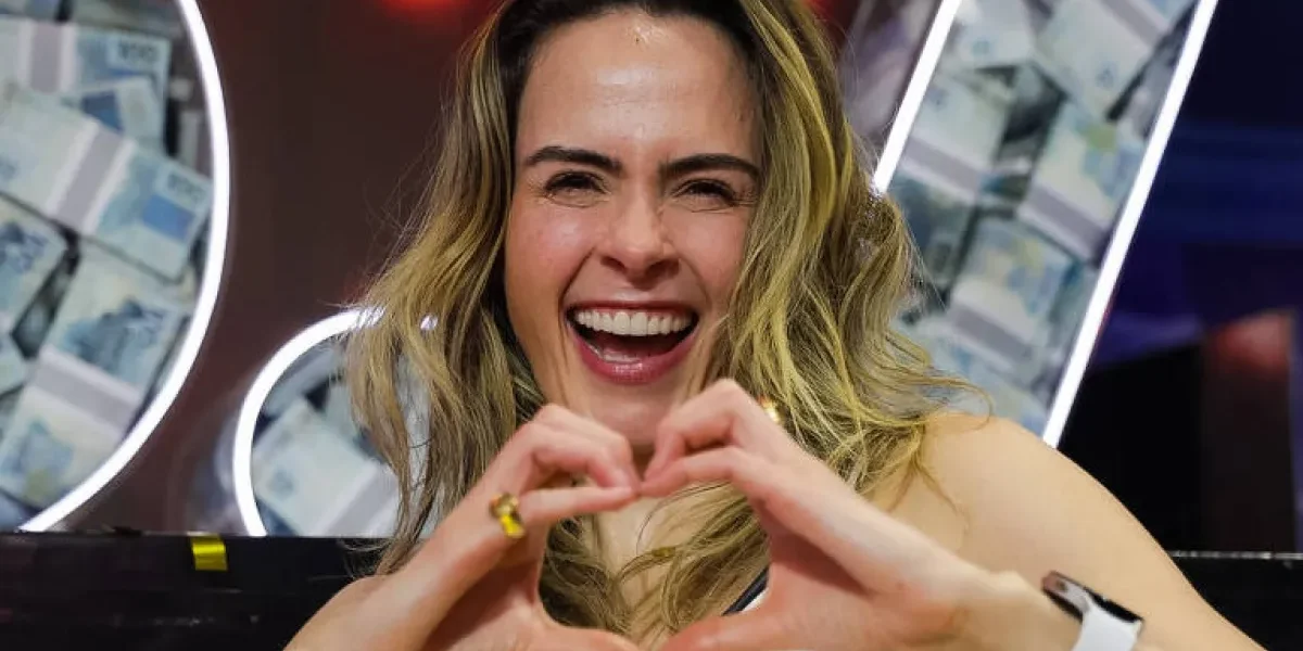 Ana Paula Renault atrai fãs eufóricos no SP2B